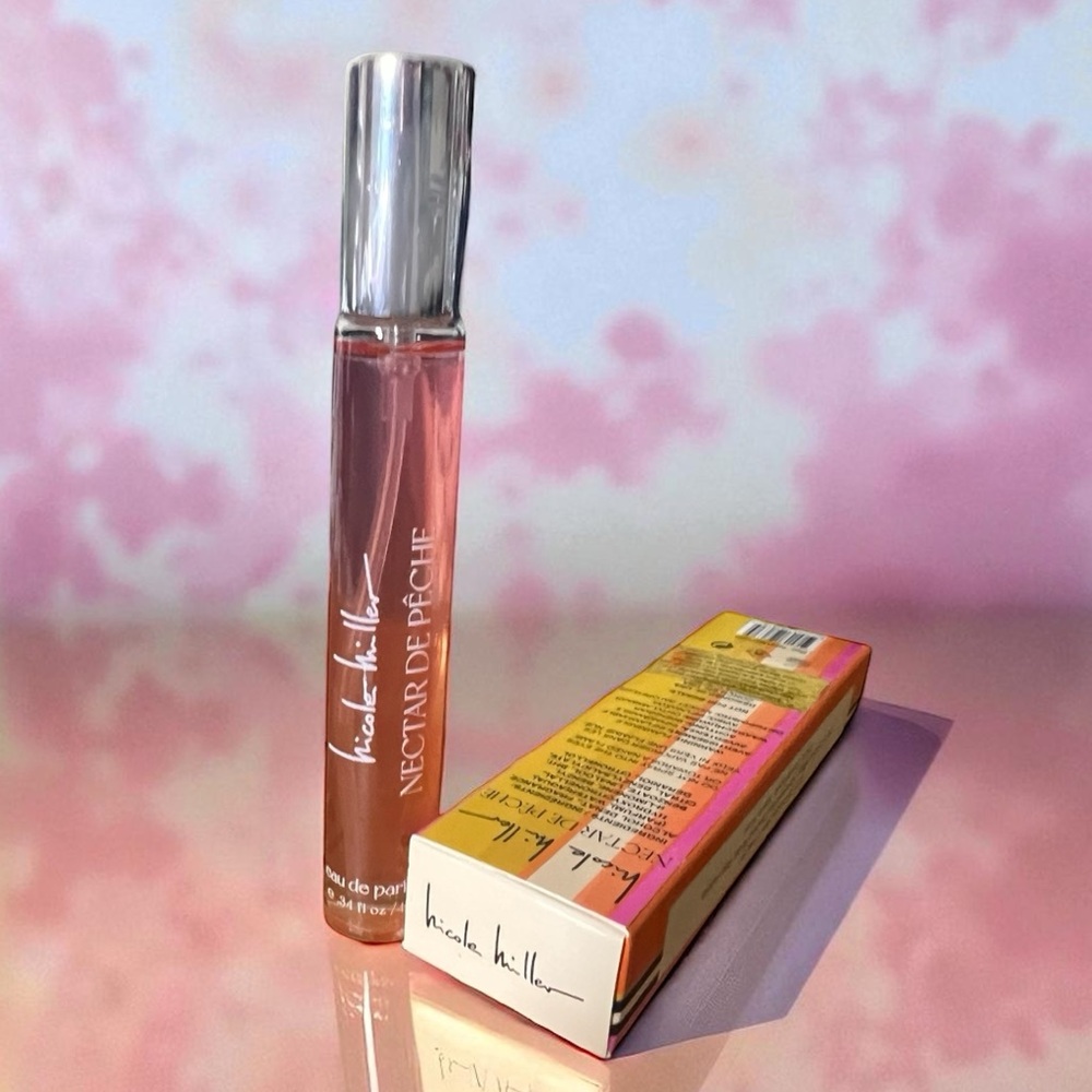 Nicole Miller Nectar De Pêche Eau de Parfum 0.34 oz Travel Size